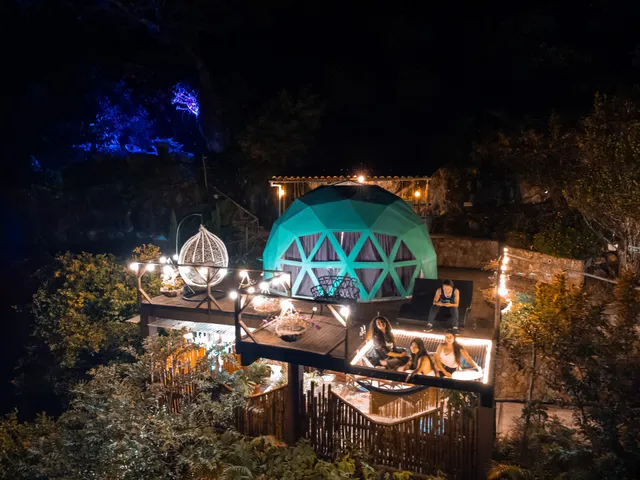 The Luxury Glamping Star