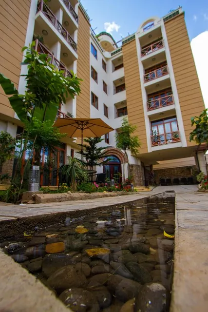 Hotel Celeste | Wollo Sefer | ሆቴል ሰልስተ | ወሎ ሰፈር