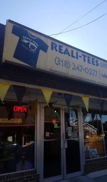 Reali-Tees