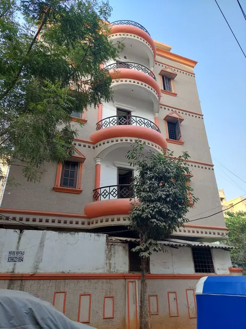 Mayuk mens hostel and PG