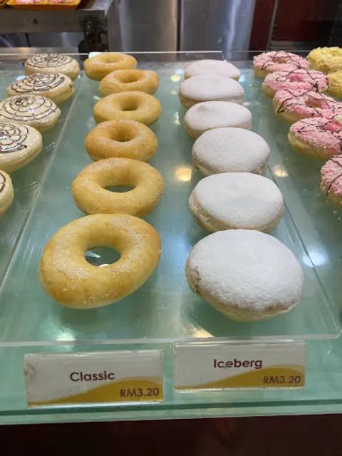 Big Apple Donuts & Coffee