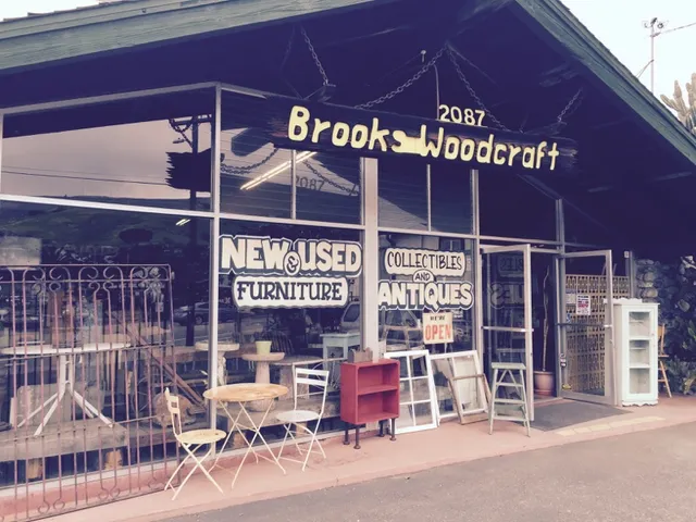 Brooks Antiques