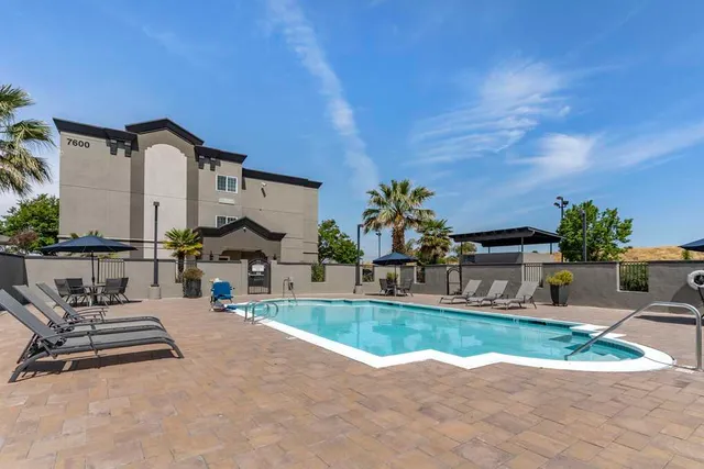 Best Western Plus Vineyard Inn