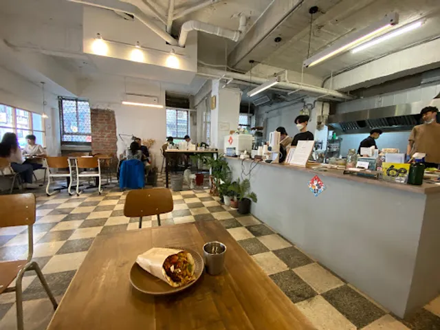 Islandwood Breakfast