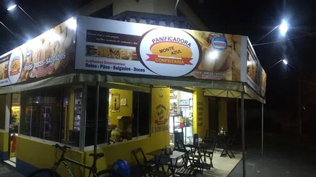 Panificadora e Confeitaria Monte Azul/ Portão