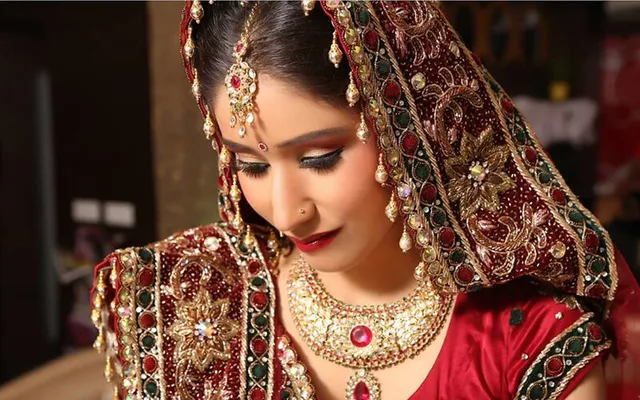 Indus Salon & Boutique