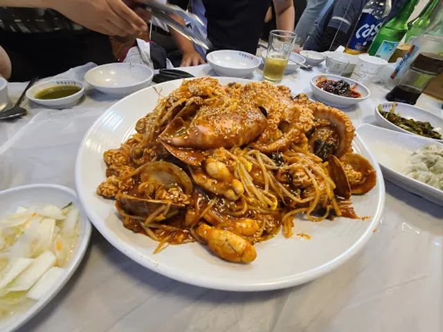 신진성아구찜불당점