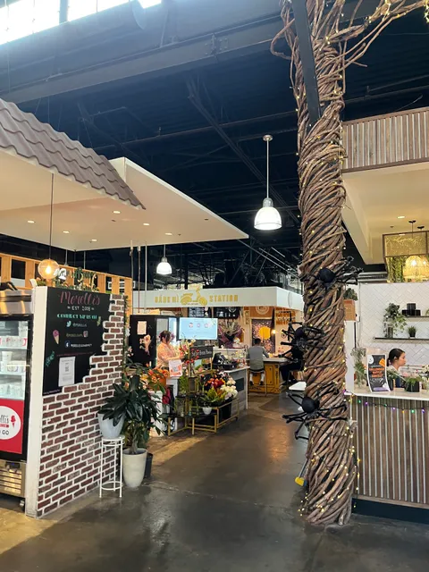 Summer Breeze Flowers & Gifts