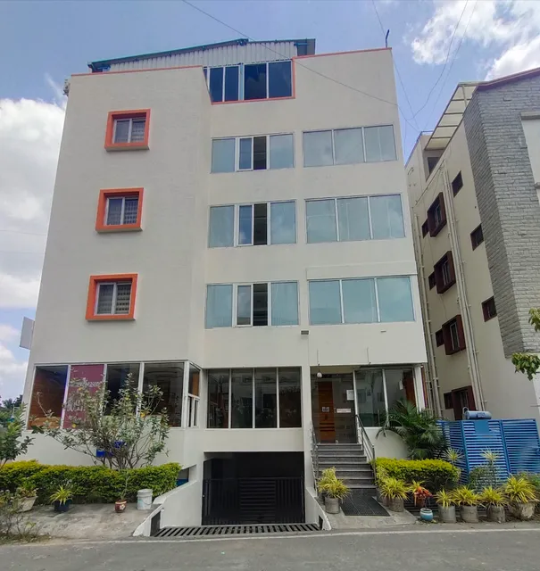 Rams 4 Seasons - Bosch Guest House