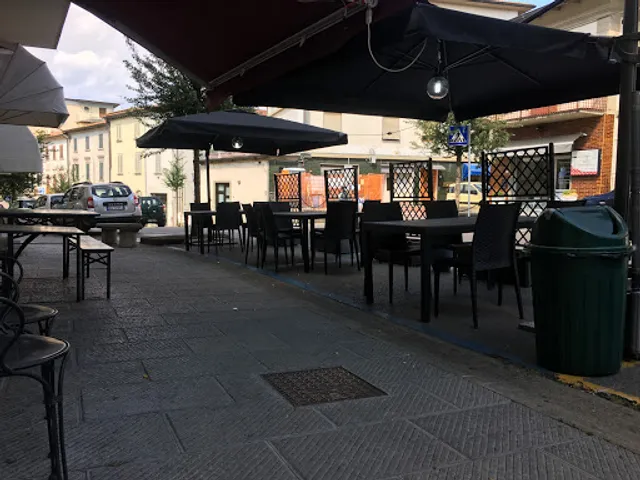 Pizzeria fast-food La Pergola Di Nesti Katia