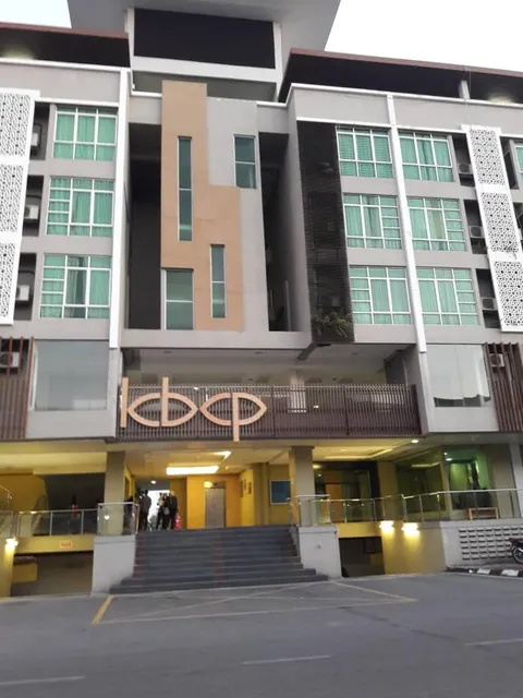 ain studio apartment