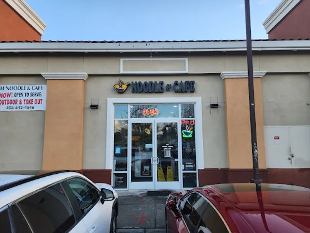 M Noodle & Café