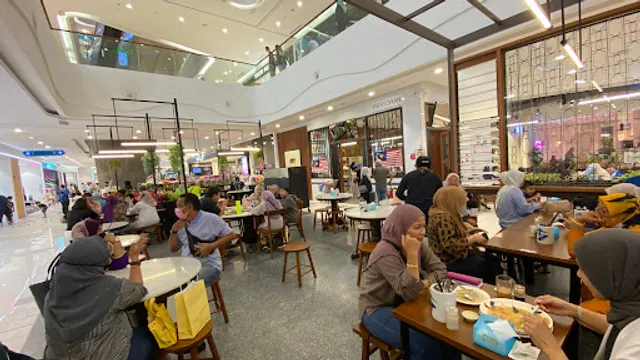 Ali, Muthu & Ah Hock @ KL East Mall