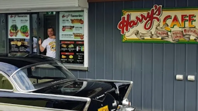 Harrys Café De Wheels - Woodbine