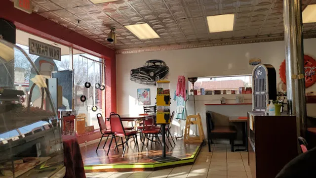 1950's Diner Pie Shakes Ice Cream