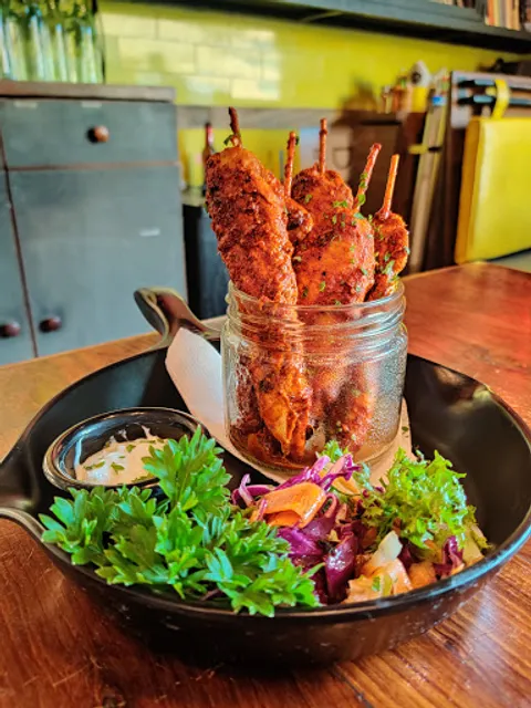 Pot Pourri Eat & Drinkery