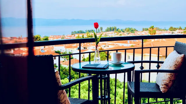 Sun Sight Deluxe Suites & Apartments