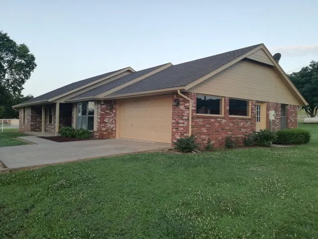 Hartness Ranch Bed and Bath