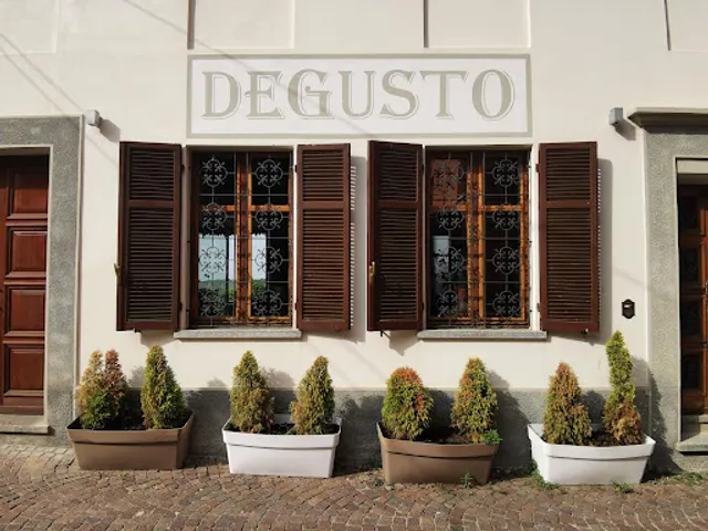 Degusto