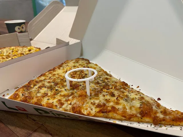 La Pino'z Pizza, MDC-5 Panchkula