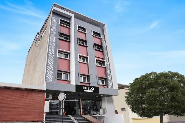 Super Hotel O Ajmer Central formerly Grand Suman