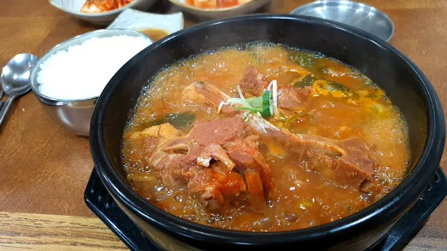 맛봉뼈다귀해장국대소점