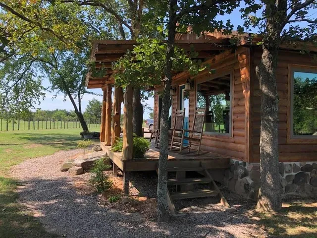 Cedar & Stone Bed and Breakfast