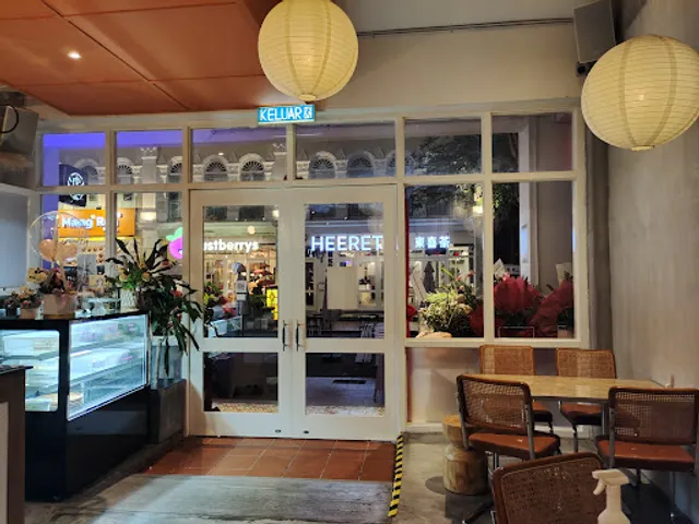 Kin by The Daily Fix