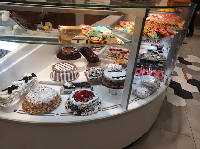 Pastelería Horno de Pan Segura (desde 1996)