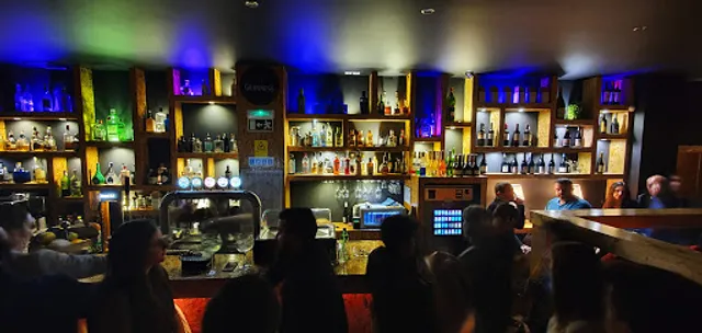 Syrah Club - Gin & Cocktail-Viseu