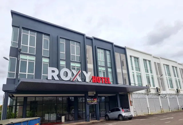 ROXY HOTEL MALIHAH