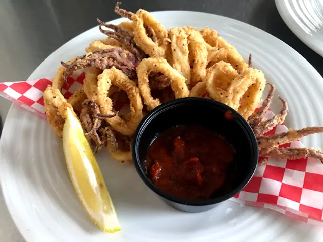 Rossy's Roost Bar and Grill