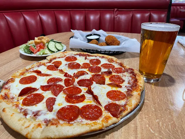 Mad Mikes Bar & Grill