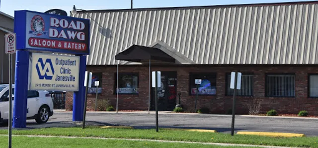 Road Dawg Saloon & Eatery