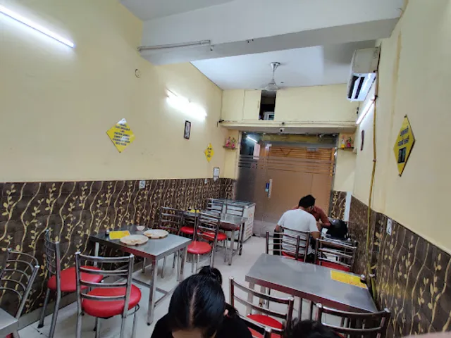 Amritsari kulcha sardar ji