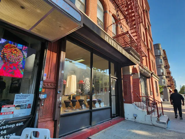 Carmen Jox Modern Salon Two