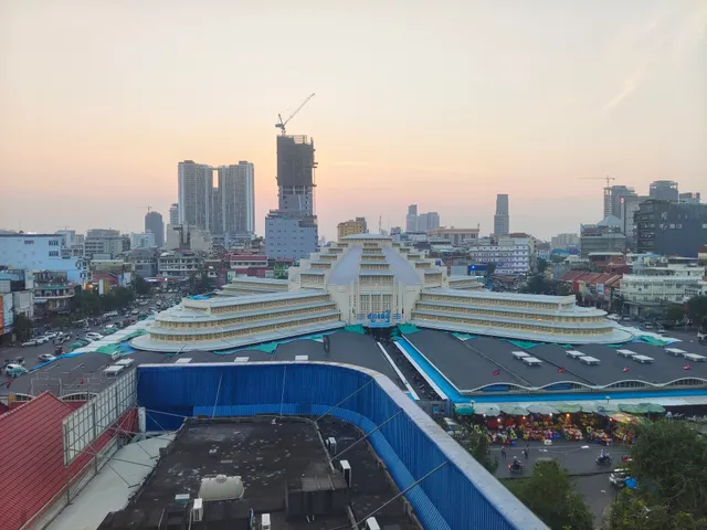 Green Centre Point Inn