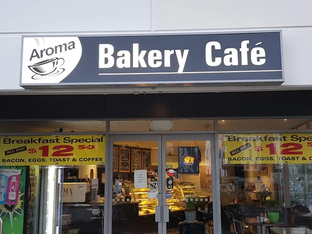 Aroma Bakery cafe