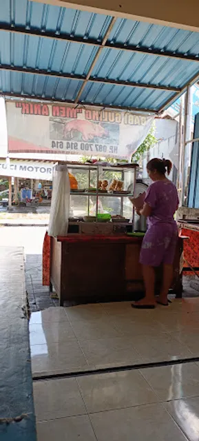 Warung Babi Guling Men Anik