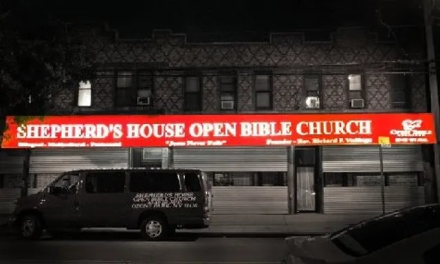 Shepherd's House Open Bible