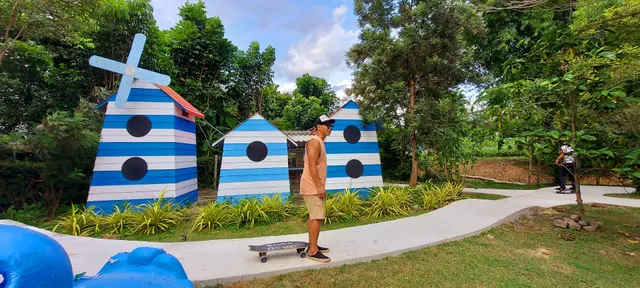 เพลินดีนี่ รีสอร์ท นครนายก