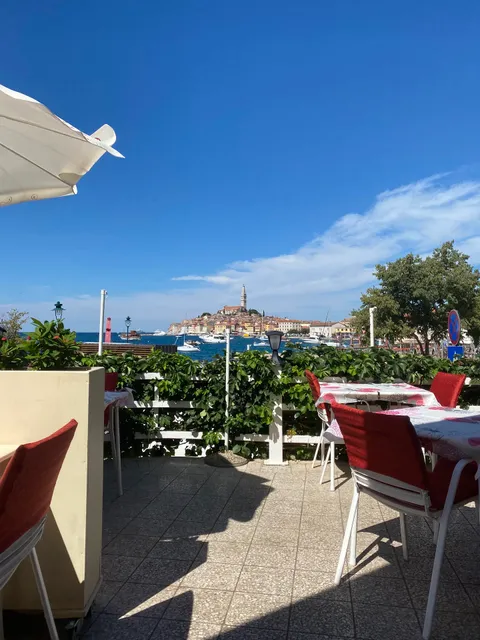 Restaurant “Pastrik”