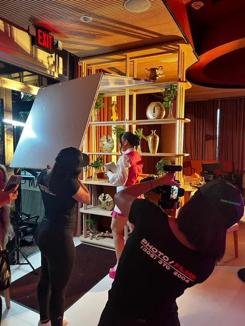 Alexander Luna STUDIOS EMG