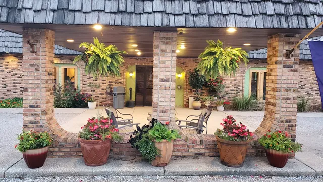 Skip's Restaurant and Catering