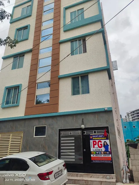 Srm Poorvika Luxury Pg For Ladies