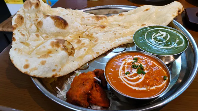 インドネパール料理Royal Everest Cafe & Bar