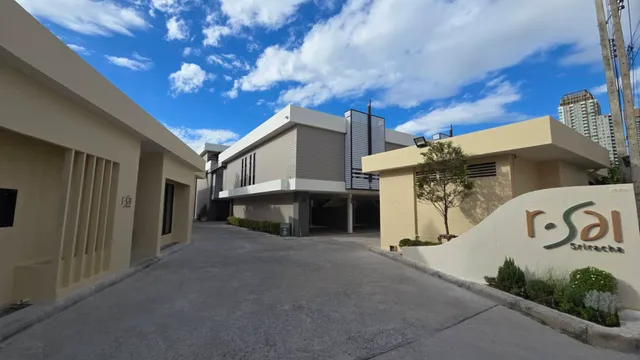 Rsai Sriracha อาศัย ศรีราชา