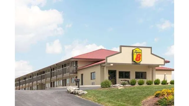 Super 8 by Wyndham Greencastle