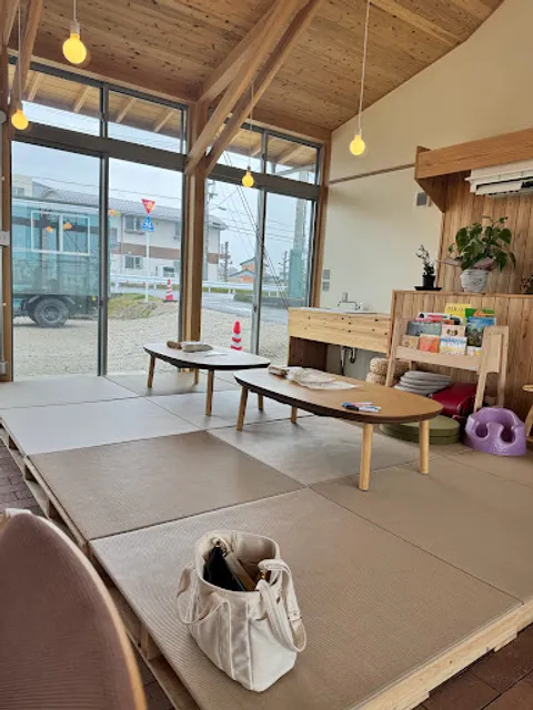 オーガニックカフェ LEAF