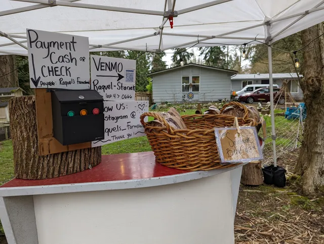 Raquel’s Farmstand